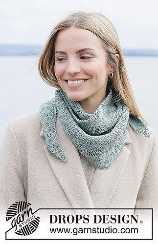 270-5 Blooming Scarf