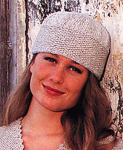 38-9 Short sleeveless top and hat in moss st photo 2