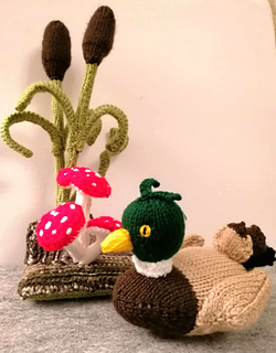 KNITTING PATTERN BY ELAINE ECDESIGNS