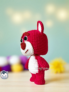 Handmade Lotso amigurumi inspired by Disney Pixar’s Toy Story, a perfect pink strawberry bear crochet pattern PDF for geek fans and plush collectors.