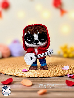 Handmade Coco amigurumi inspired by Disney Pixar’s Coco, a perfect crochet pattern for fans of Día de Muertos, Mexican culture and Disney classics.