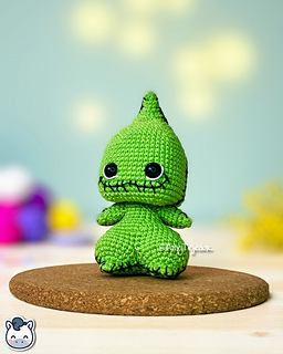 Handmade Oogie Boogie amigurumi inspired by Tim Burton’s The Nightmare Before Christmas, a perfect crochet pattern for Halloween fans and Disney lovers.