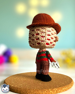 Handmade Freddy Krueger amigurumi inspired by Wes Craven’s A Nightmare on Elm Street, spooky Halloween crochet pattern PDF.