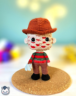 Handmade Freddy Krueger amigurumi inspired by Wes Craven’s A Nightmare on Elm Street, spooky Halloween crochet pattern PDF.