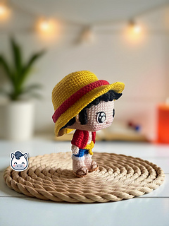 Handmade Monkey D. Luffy amigurumi inspired by Eiichiro Oda’s One Piece, pirate anime crochet pattern PDF.
