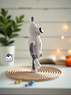 Handmade Bender amigurumi inspired by Matt Groening’s Futurama, a perfect crochet pattern for sci-fi fans and retro animation lovers.