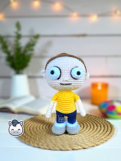 Handmade Rick and Morty amigurumi inspired by Adult Swim’s Rick and Morty, a fun and geeky crochet pattern PDF perfect for fans of sci-fi, interdimensional adventures, and collectible plush toys.