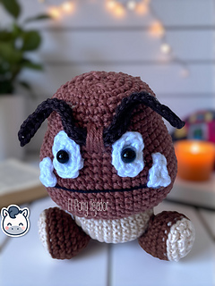 Handmade Goomba amigurumi inspired by Nintendo’s Super Mario Bros, a cute geek crochet pattern PDF perfect for retro video game fans and collectors.