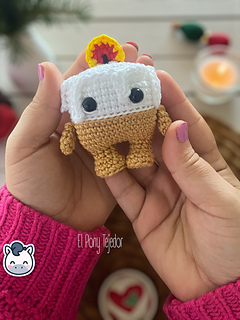 Handmade Christmas amigurumi set inspired by classic holiday ornaments, featuring a Christmas tree, festive candle and pinecone, perfect Christmas crochet pattern PDF for fans of winter decor and handmade holiday crafts.