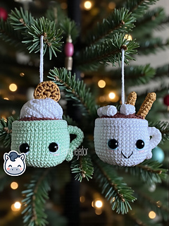 Handmade Hot Chocolate Mugs amigurumi inspired by cozy winter treats, cute Christmas crochet pattern PDF perfect for holiday decoration and gifting.