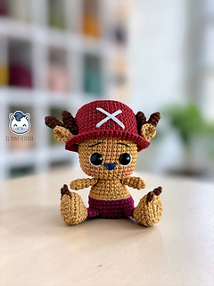 Handmade Chopper and Luffy amigurumi inspired by One Piece, a cute and beginner-friendly crochet pattern PDF for anime fans, geek collectors and Funko-style plush lovers