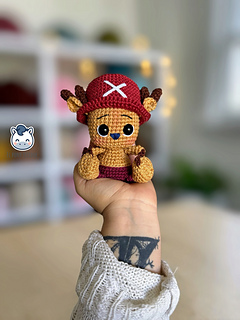 Handmade Chopper and Luffy amigurumi inspired by One Piece, a cute and beginner-friendly crochet pattern PDF for anime fans, geek collectors and Funko-style plush lovers