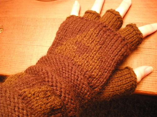 Link's Gauntlets (knitted) - Emily Hastings