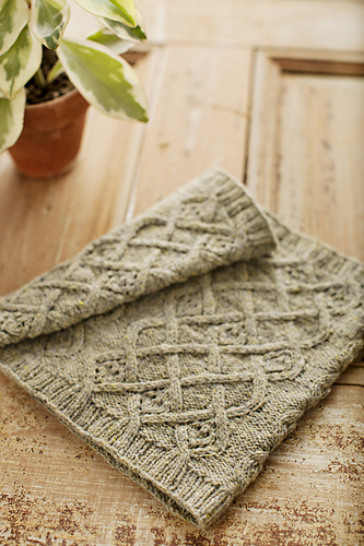 Ravelry: Sweetgrass pattern by Leila Raven