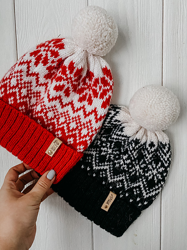Ravelry: Scarlet Snowflake Hat pattern by EVVASH