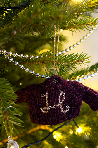 Tiny Gilded Christmas Jumper Ornament photo 11