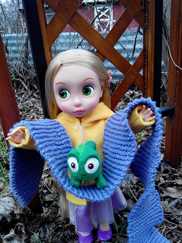 Disney Animator Doll Scarf photo 5