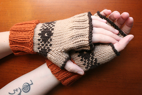 Dulcian Fingerless Gloves photo 3
