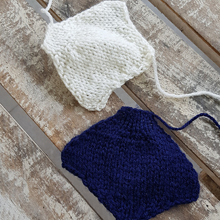 Pieces of knitted manta ray to sew together
