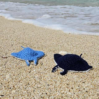 Perfect knitting gift for travelers!