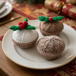 Knitted mince pies for knitted Christmas Decor