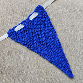 Knitted Bunting for Homemade Party Decor