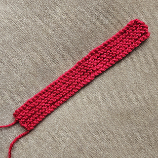 Knitted Paper Chain Large Piece
