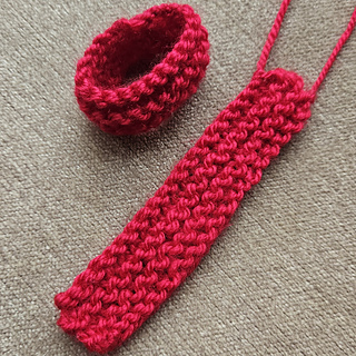 Knitted Napkin Ring Piece and Made-up