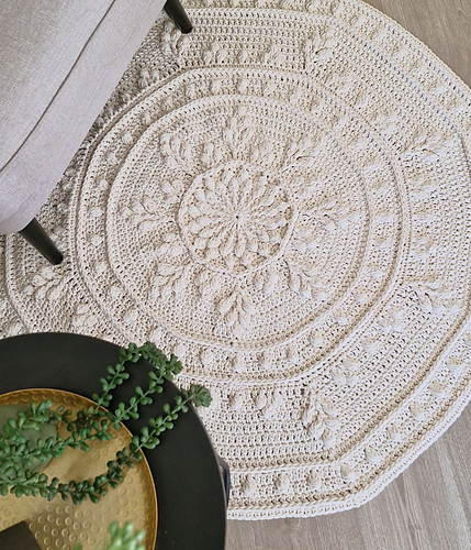 Ravelry: Oasis and Extension Floor Rug pattern by Periwinkle Crochet