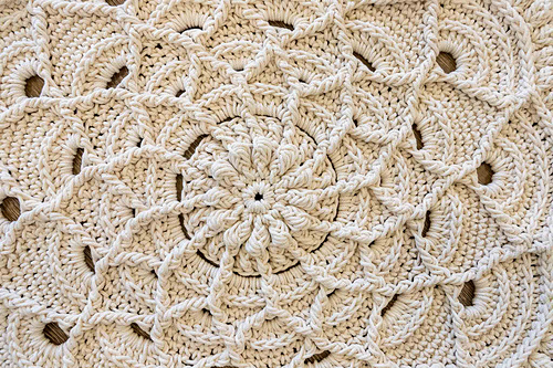 Ravelry: Bloom Floor Rug pattern by Periwinkle Crochet