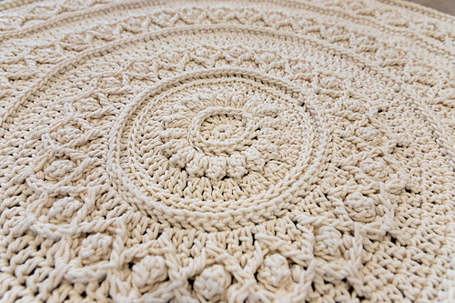 Ravelry: Orbit Floor Rug pattern by Periwinkle Crochet