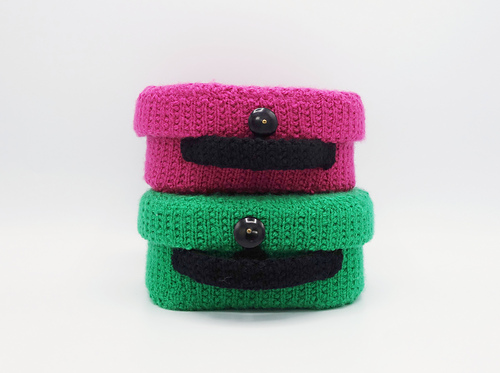 Ravelry: Mini Suitcase pattern by Frankie Brown