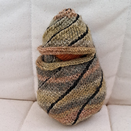 FroggyBug dragon's conical egg photo 3