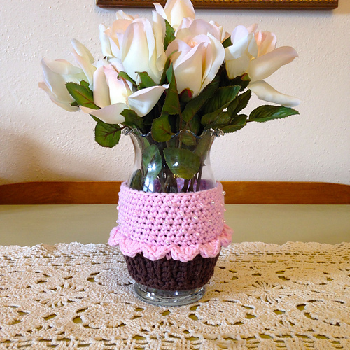 Cupcake Coffee/Tea Cup Cozy FREE photo 3