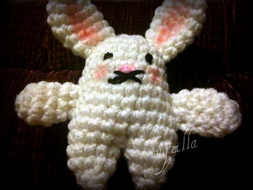 Ravelry: Alice's White Rabbit pattern by Allison Hoffman