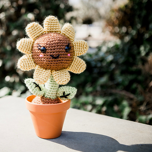 April the Sunflower Ami photo 1