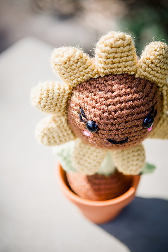 April the Sunflower Ami photo 2