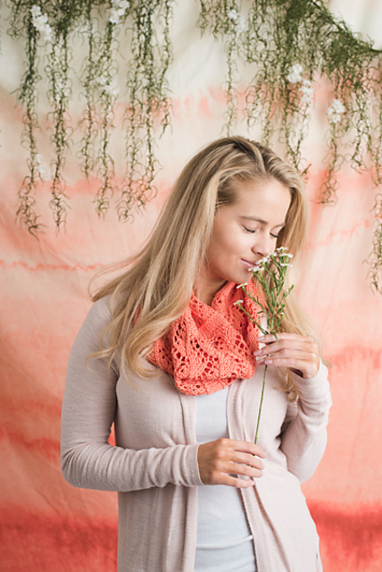 Orange Blossom Cowl