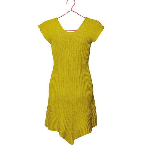 Someone please make a pattern of this viral H&M dress as I neeeed it in my  wardrobe! : r/knitting