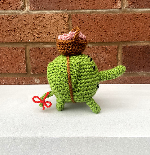 Eventyr Time Tree Trunks - Teenie Crochets