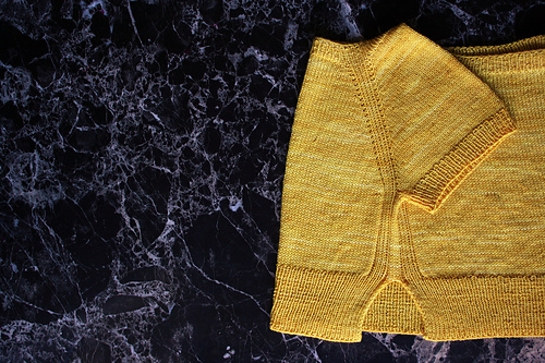 Koi Tee - Gingko B.