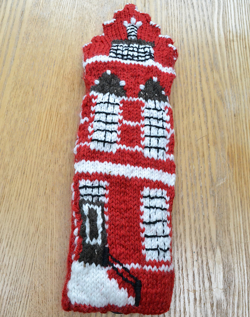 Ravelry Dutch House Pencil Case pattern by Ginny Sturdy