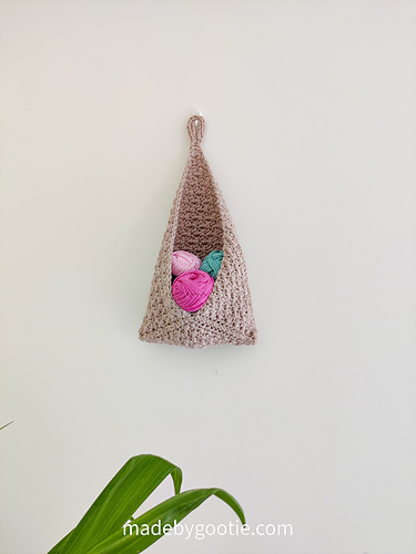 Suzette Hanging Basket photo 8