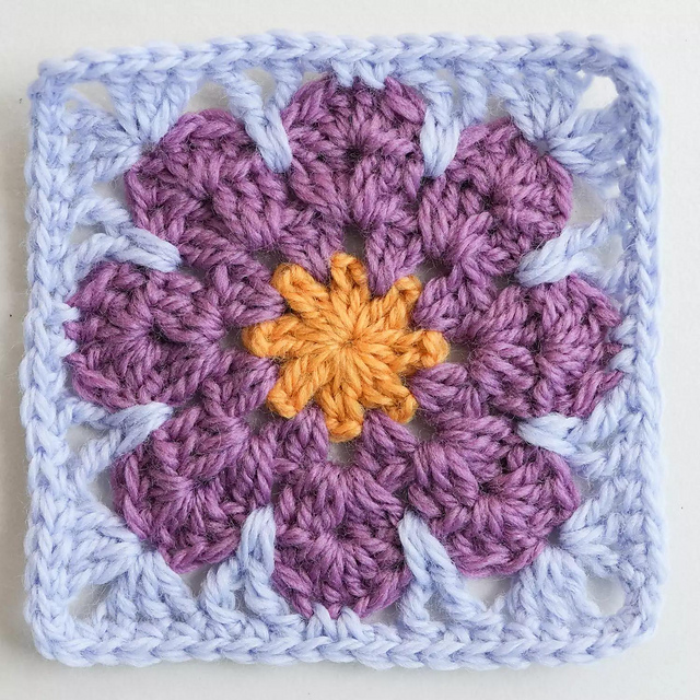 Cosmos Flower Granny Square