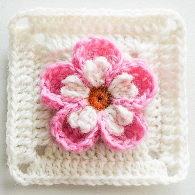 Hibiscus Flower Granny Square