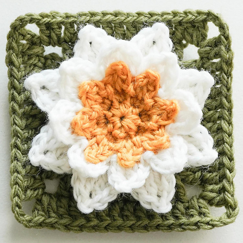 Water Lily Granny Square