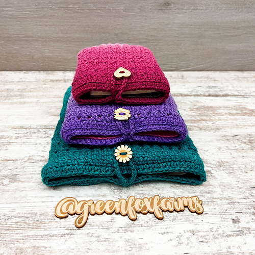 Ravelry: Hopscotch Book Sleeve pattern by Lisa M Fox