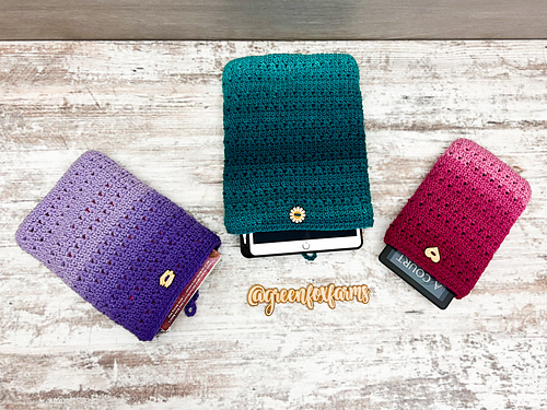 Ravelry: Hopscotch Book Sleeve pattern by Lisa M Fox