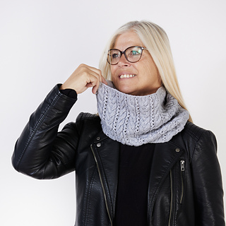 Cashmere yarn
