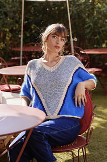 Pull bleu estival et graphique inspiration vintage Esther
